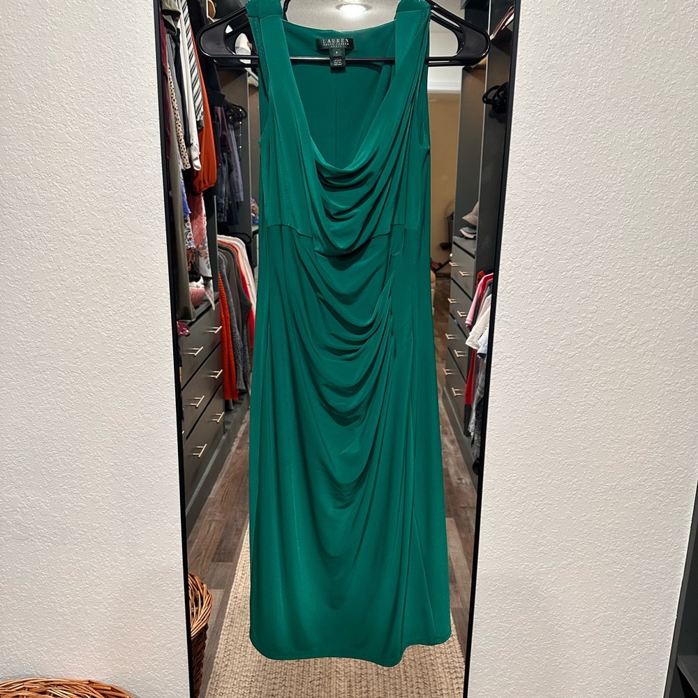 Ralph Lauren Size 8 classic sheath dress with gathered detail. Worn once.